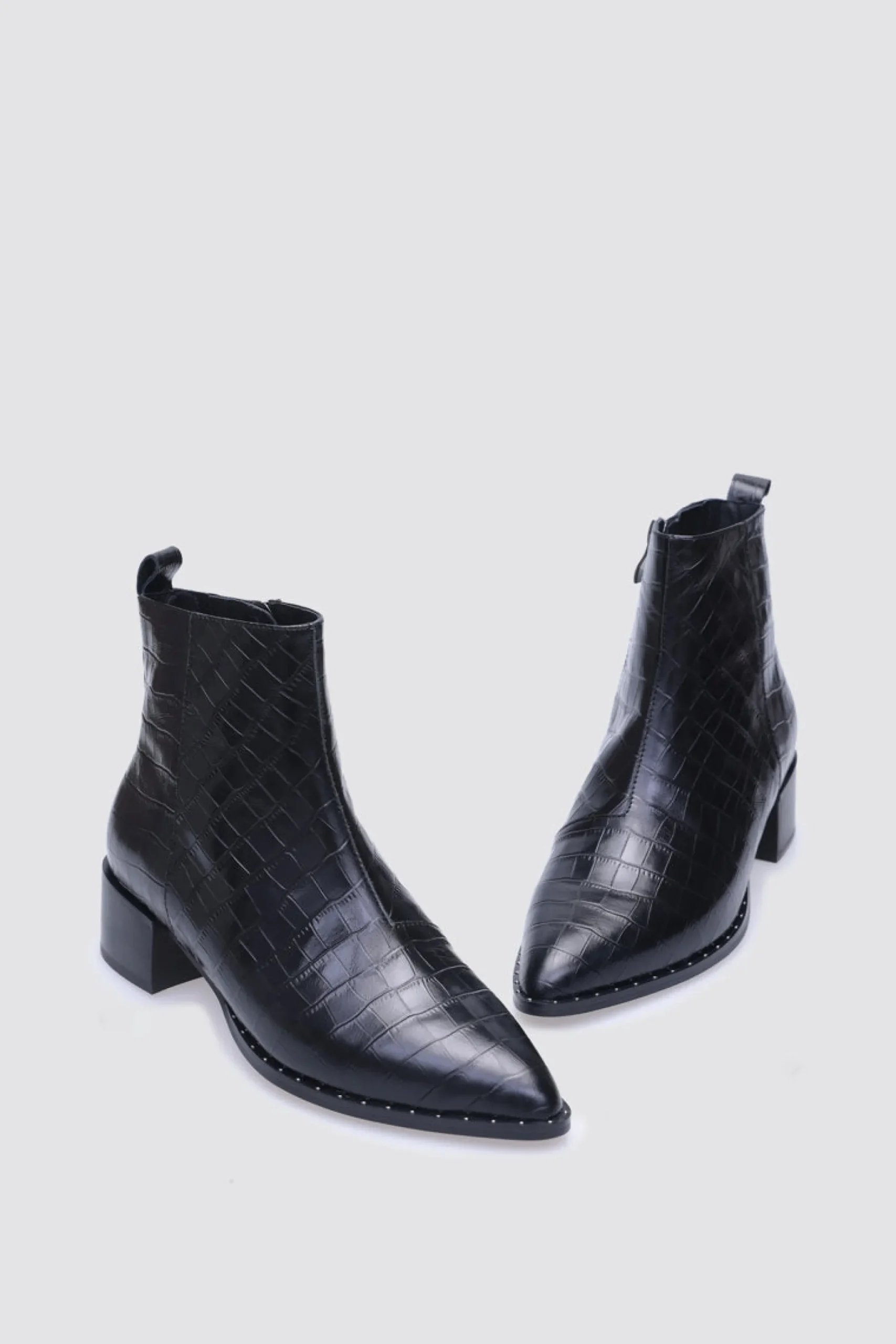 andrea_biani_jocelyn_ankl_3-1.webp Footwear-ANDREA BIANI JOCELYN ANKLE BOOT BLACK CROC LEATHER
