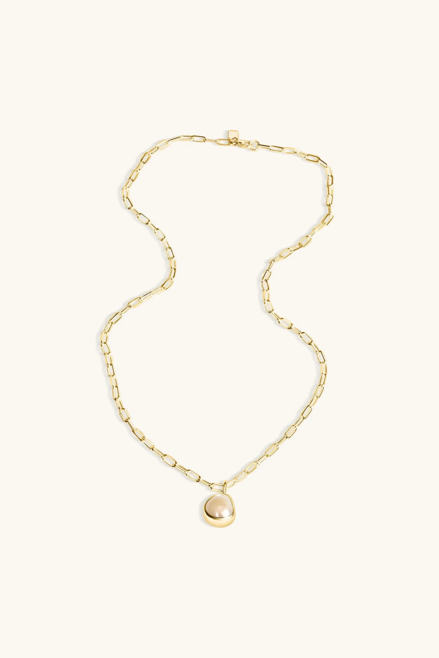 baby_pearl_necklace_kt_go_1.webp Freshwater Pearls | 18Kt Gold Plated-BLANK SPACE. BABY PEARL NECKLACE 18KT GOLD