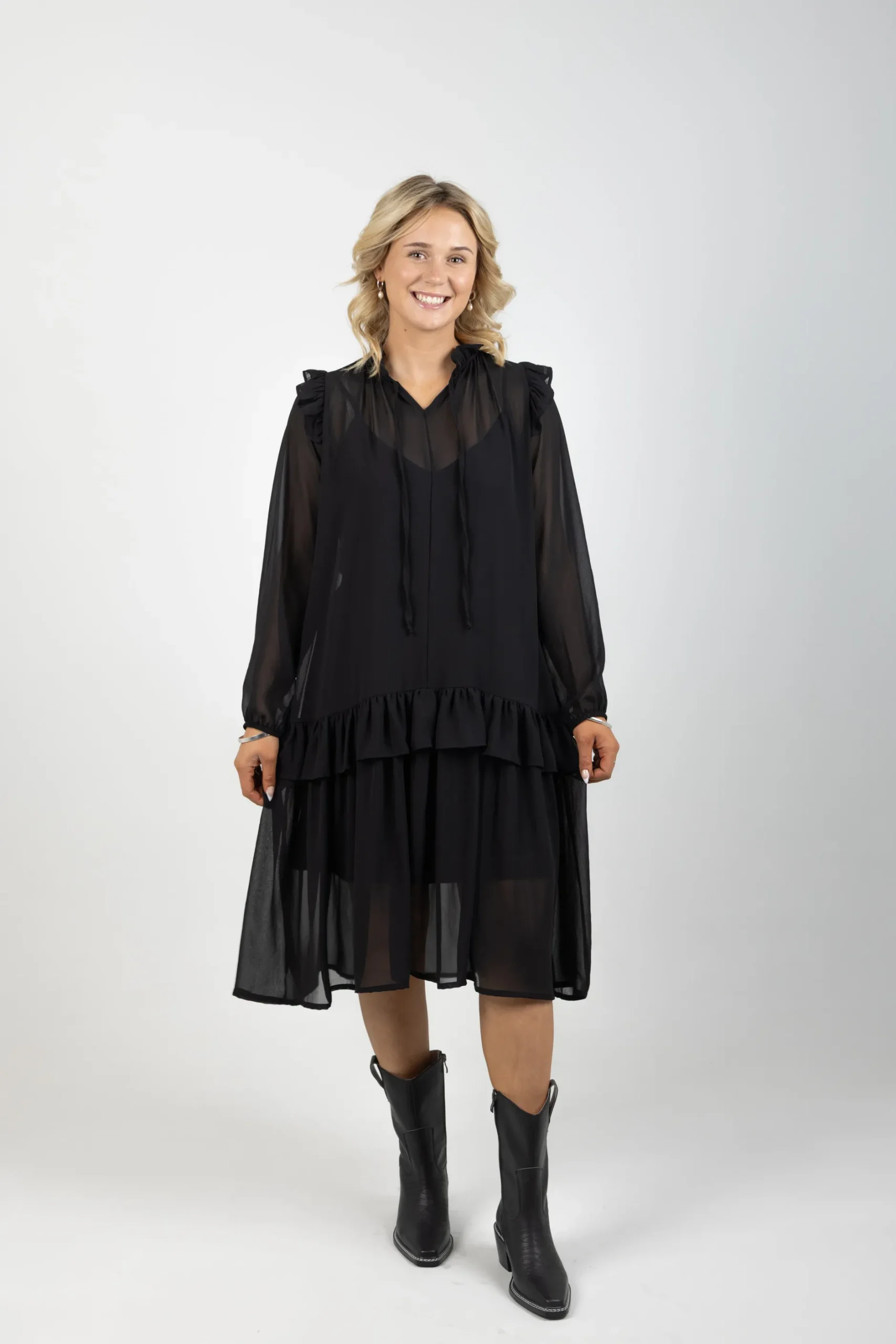 blank_space_label_juliet__0-1.webp Dresses-BLANK SPACE LABEL JULIET MIDI DRESS BLACK