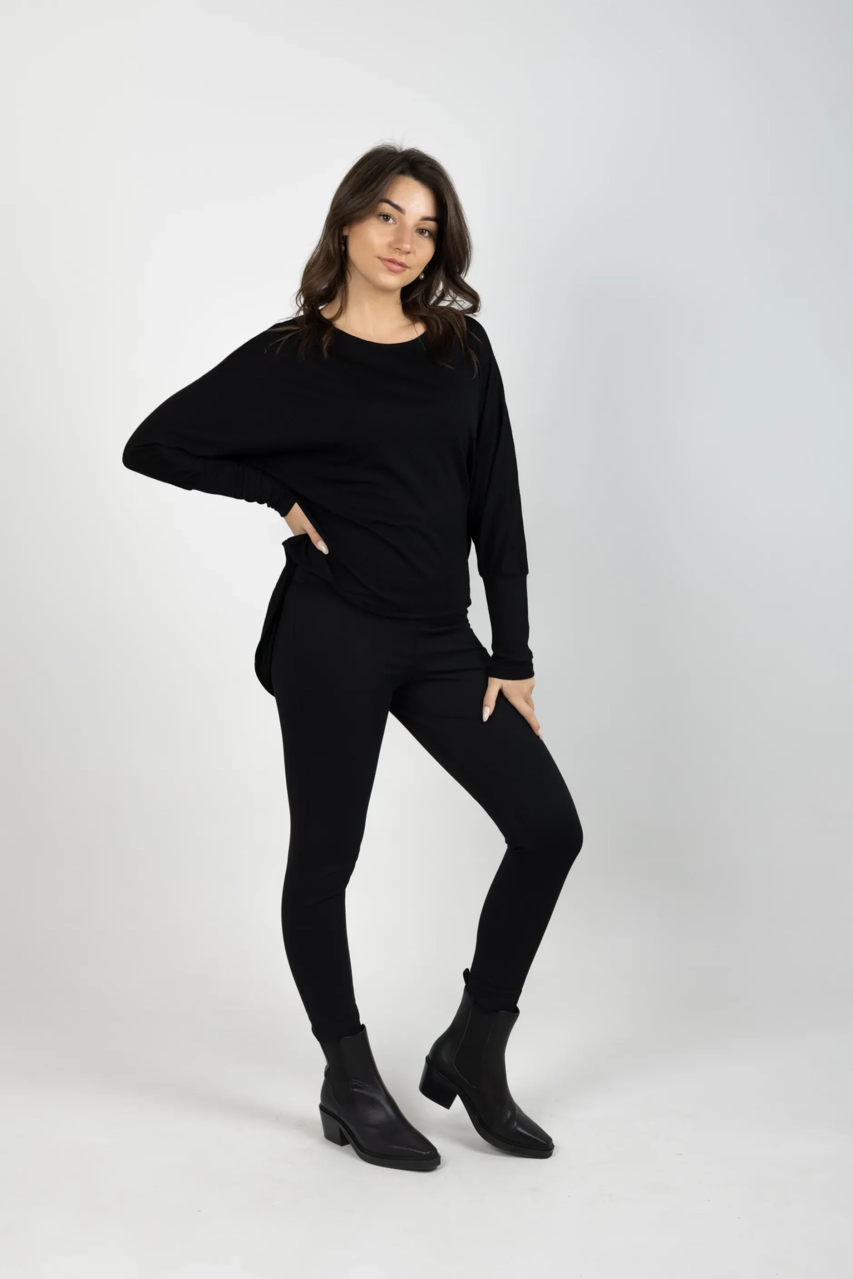blank_space_label_lucy_me_4.webp Sweaters & Knitwear-BLANK SPACE LABEL LUCY MERINO BLACK