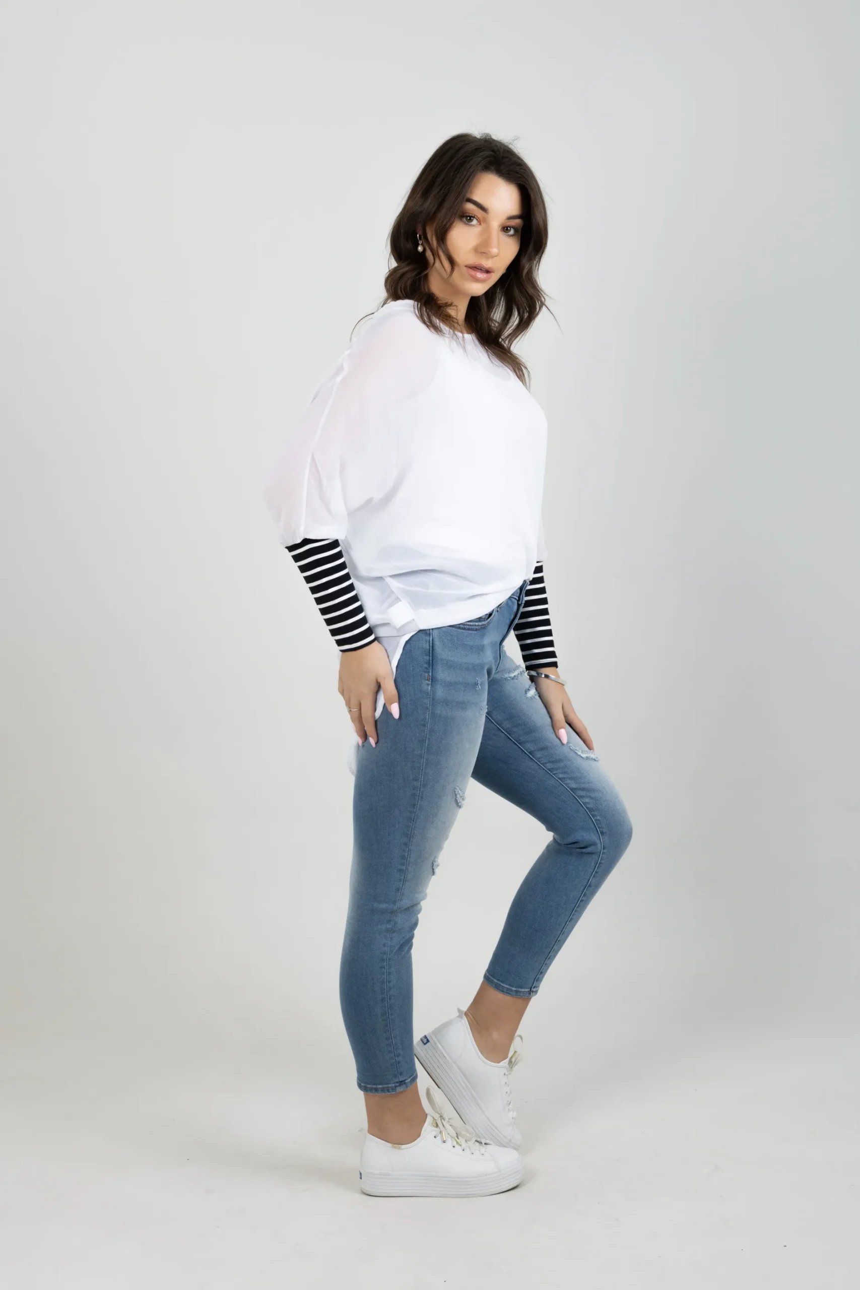 blank_space_label_lucy_to_5.webp Shirts & Tops-BLANK SPACE LABEL LUCY TOP WHITE