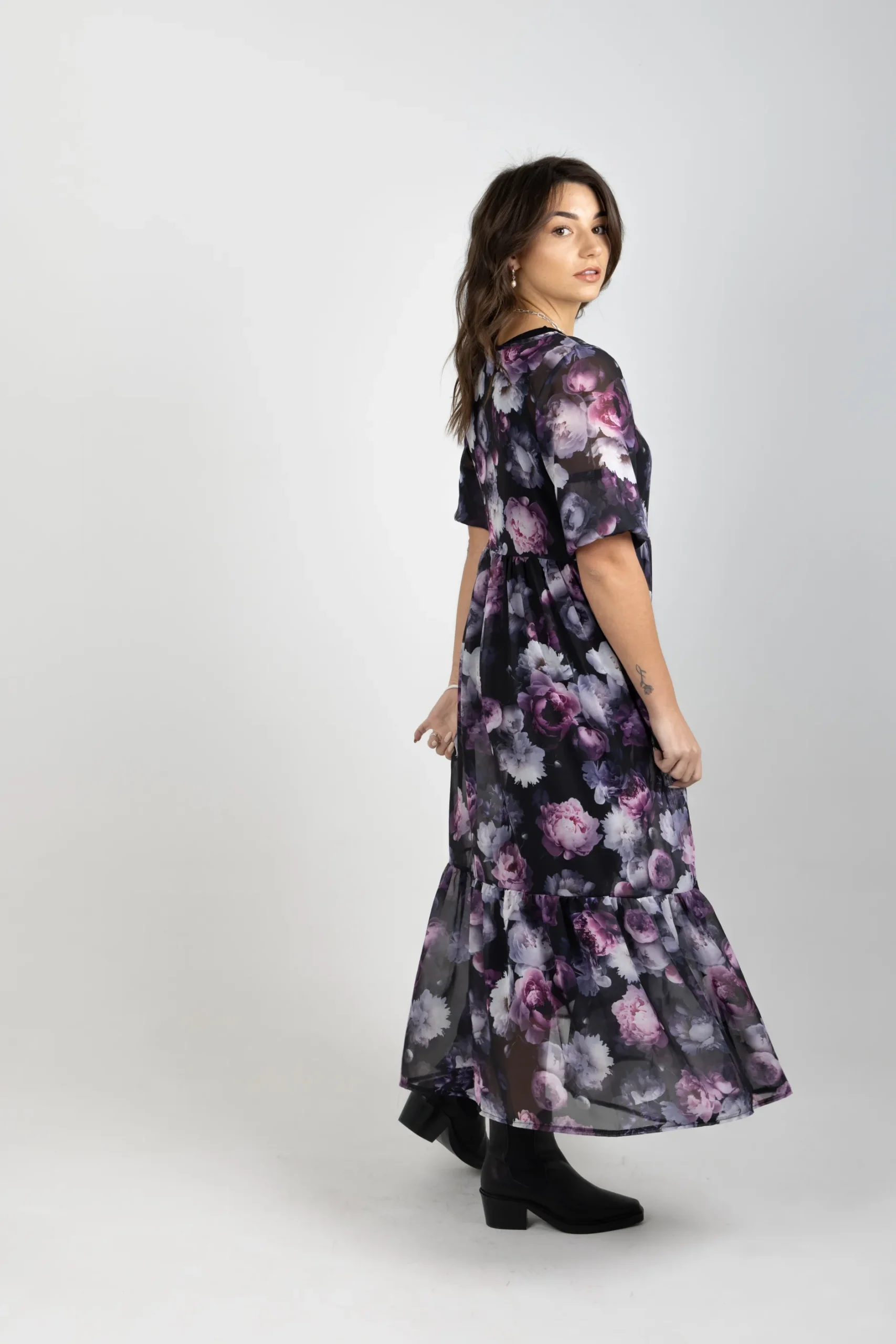 blank_space_label_rebecca_5.webp Dresses-BLANK SPACE LABEL REBECCA DRESS MOONLIGHT GARDEN