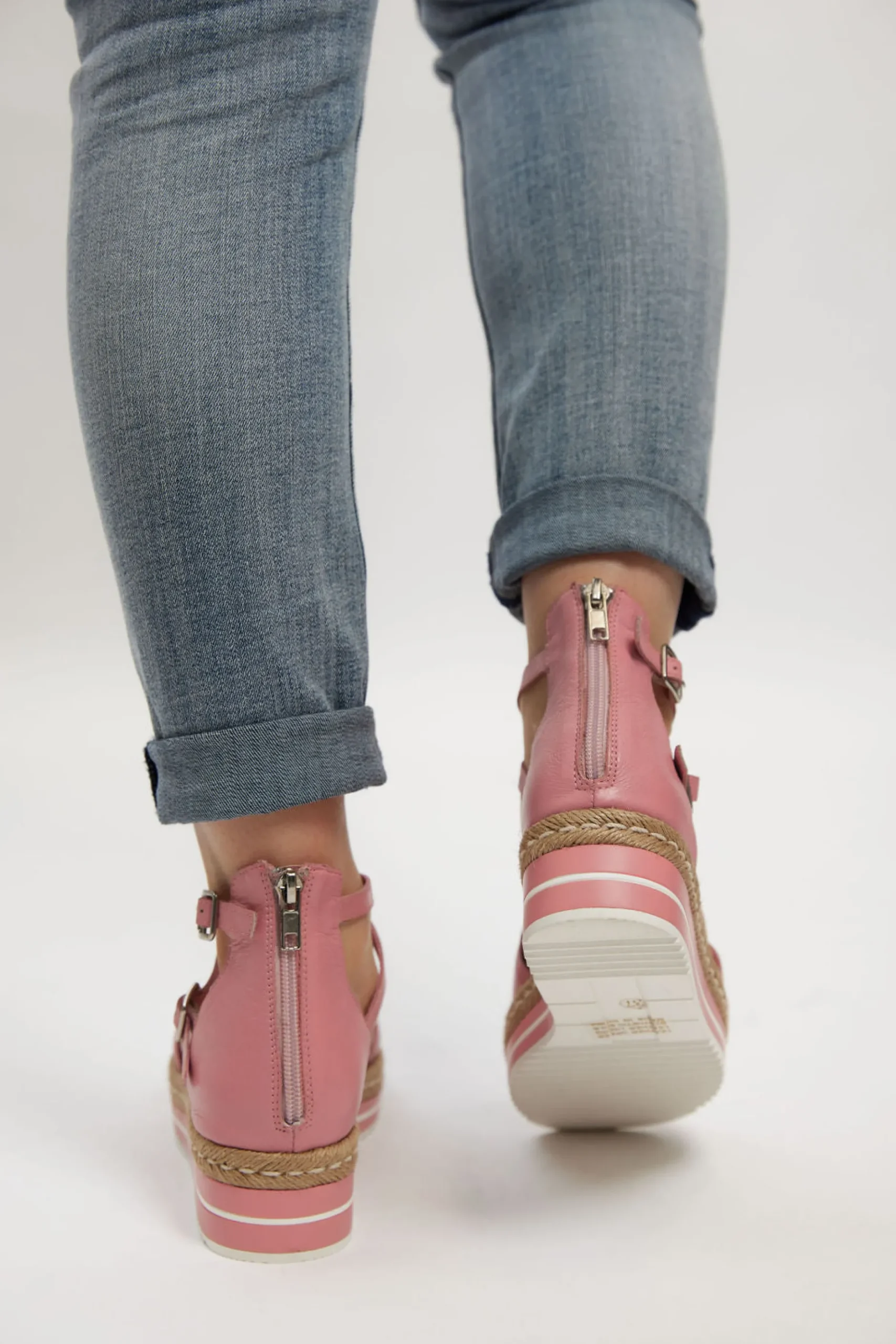 django__juliette_alexys_s_3.webp Footwear-DJANGO & JULIETTE ALEXYS SANDAL - PRETTY PINK LEATHER