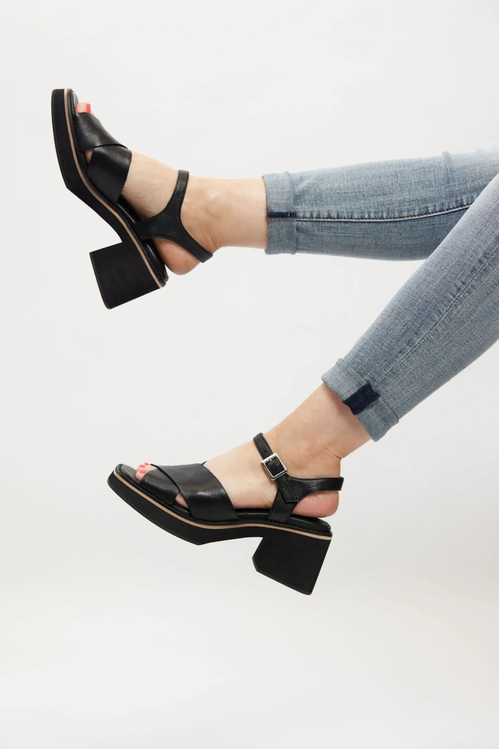 django__juliette_jemi_hee_0-1.webp Footwear-DJANGO & JULIETTE JEMI HEEL - BLACK LEATHER