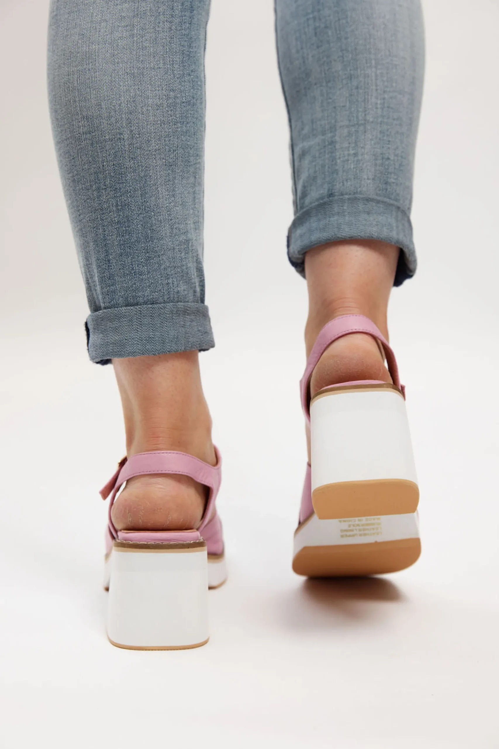 django__juliette_jemi_hee_3.webp Footwear-DJANGO & JULIETTE JEMI HEEL - PINK LEATHER