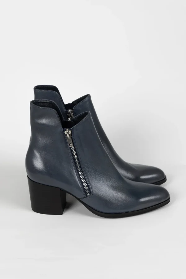 Footwear-DJANGO & JULIETTE ZERENA BOOT NAVY LEATHER