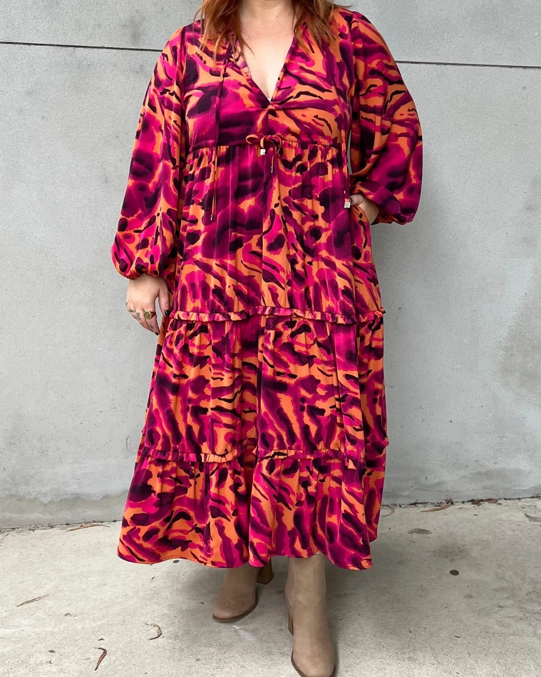 ebive_mayan_tiered_maxi_m_0.webp Dresses-EB&IVE MAYAN TIERED MAXI MAGENTA