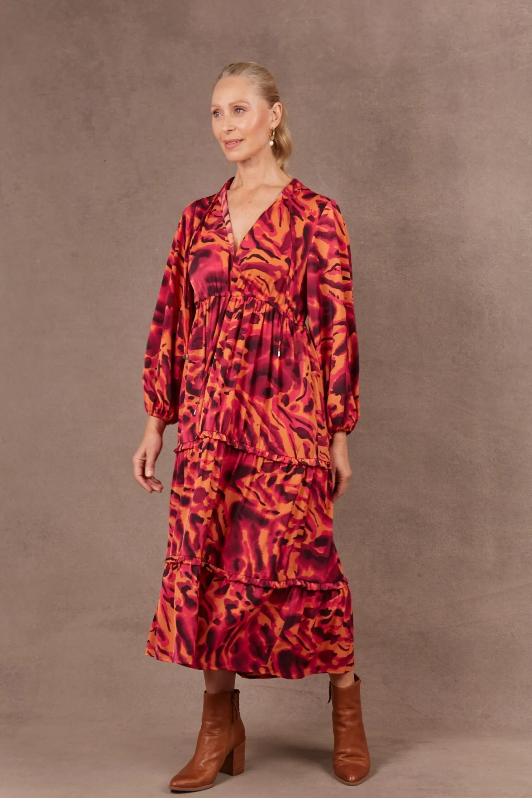 ebive_mayan_tiered_maxi_m_1.webp Dresses-EB&IVE MAYAN TIERED MAXI MAGENTA