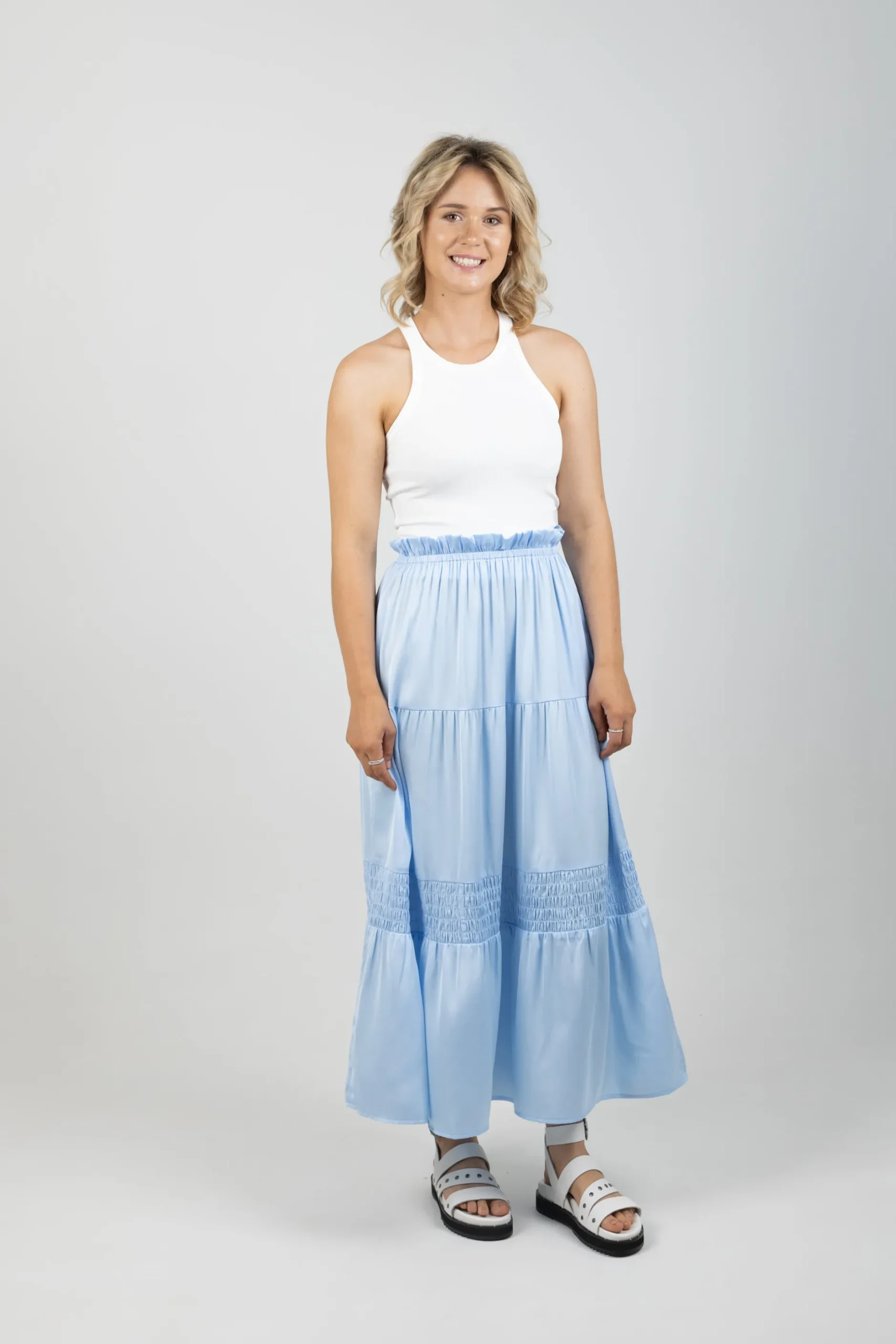 ebive_staple_skirt_sky_3.webp Skirts-EB&IVE STAPLE SKIRT SKY