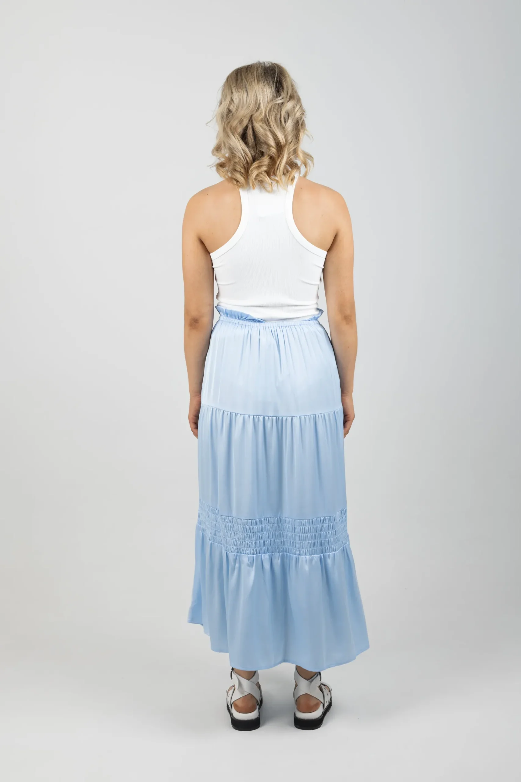 ebive_staple_skirt_sky_5.webp Skirts-EB&IVE STAPLE SKIRT SKY