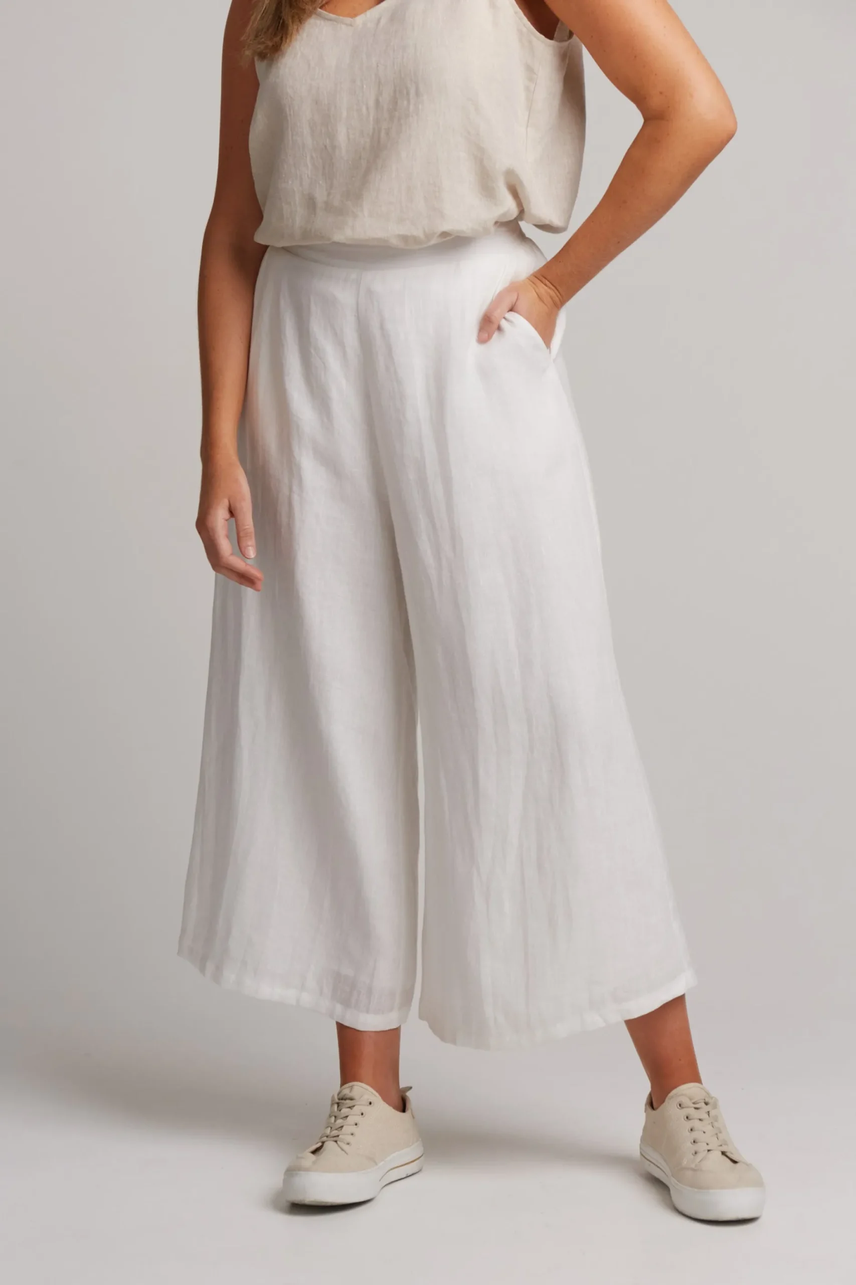 ebive_studio_crop_pant_sa_5.webp Pants-EB&IVE STUDIO CROP PANT SALT