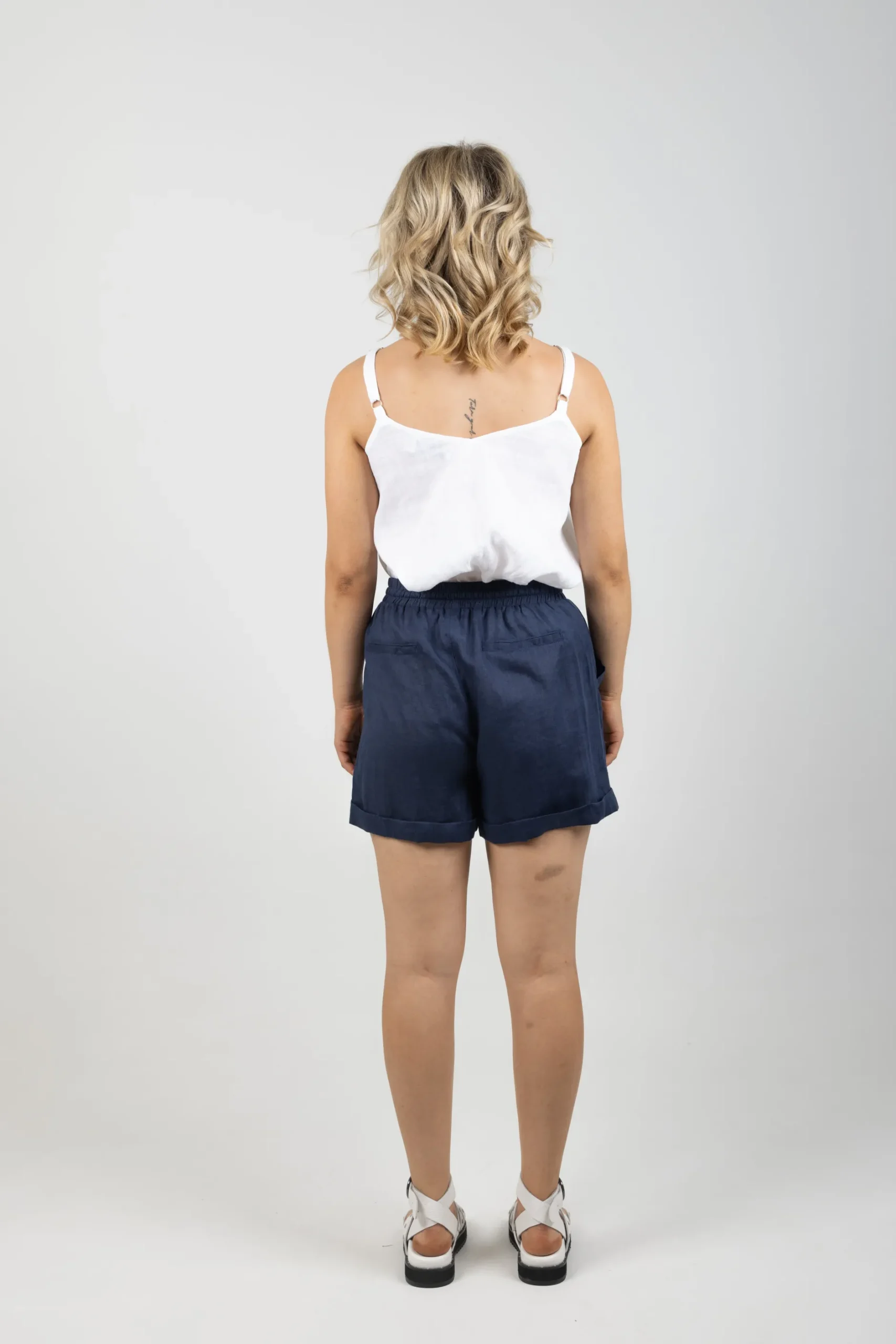 ebive_studio_maxi_short_n_7.webp Shorts-EB&IVE STUDIO MAXI SHORT NAVY