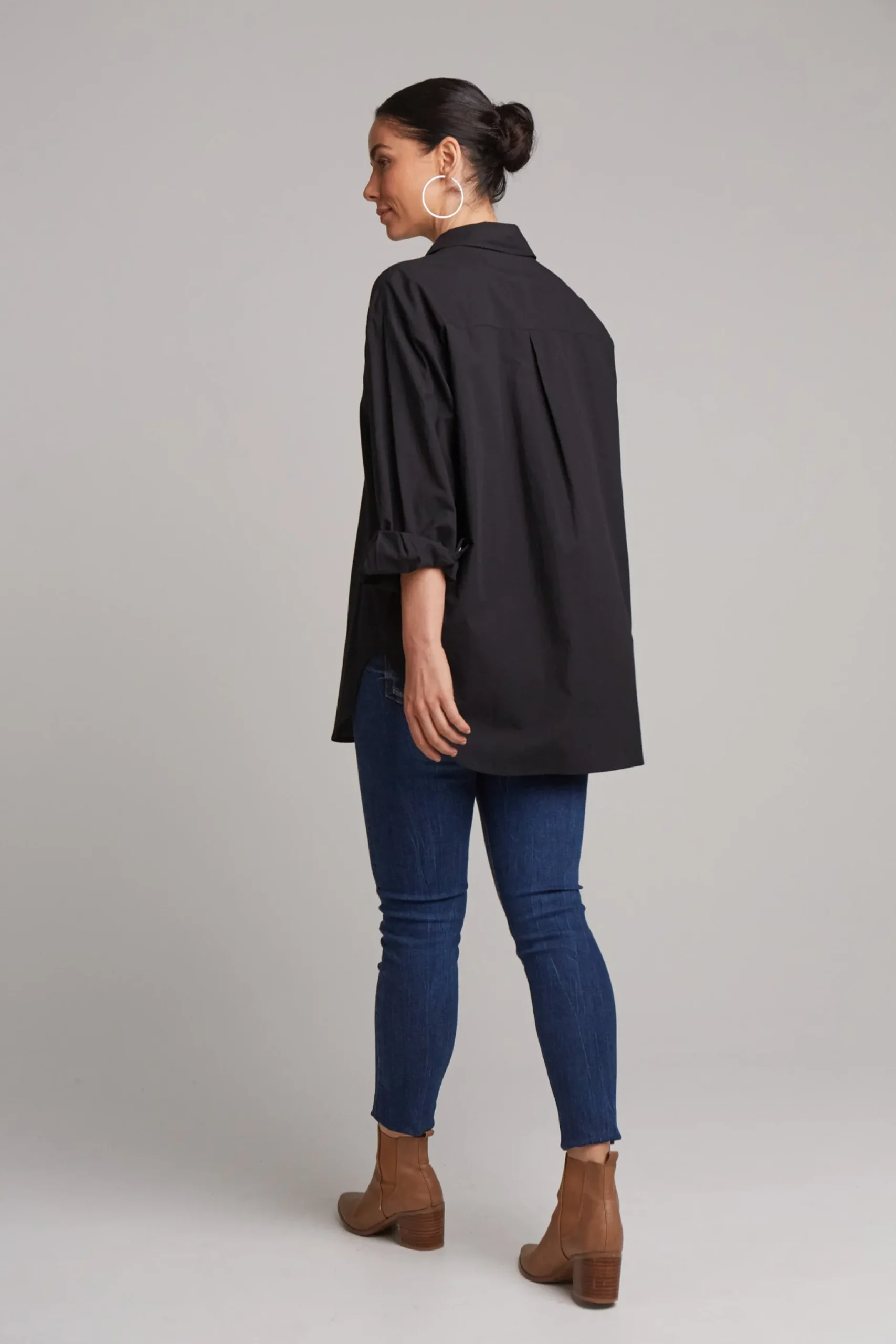 ebive_studio_oversized_sh_3-2.webp Shirts & Tops-EB&IVE STUDIO OVERSIZED SHIRT EBONY