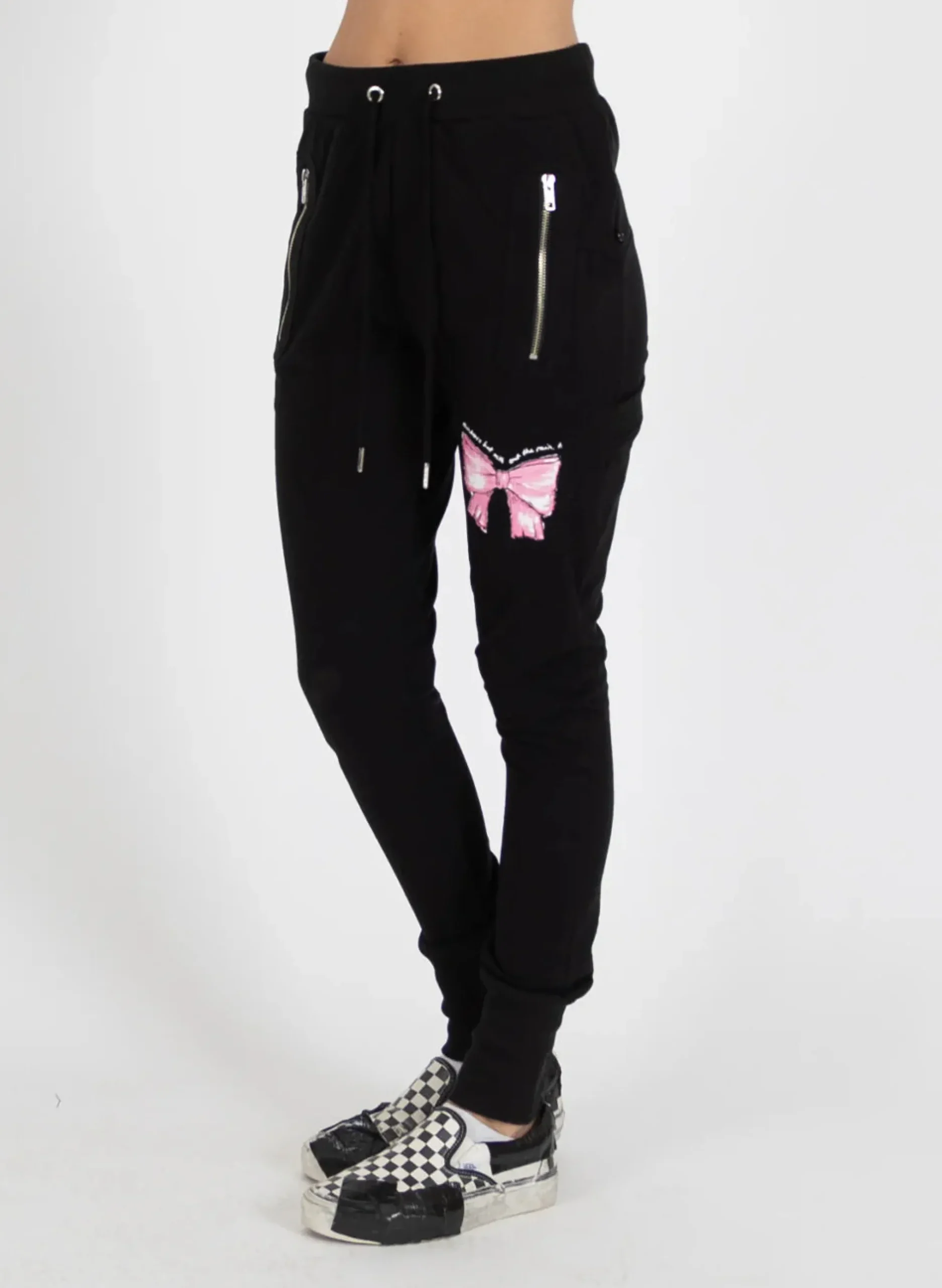 federation__escape_tracki_1-1.webp Pants-FEDERATION +. ESCAPE TRACKIE LITTLE GIFT BLACK