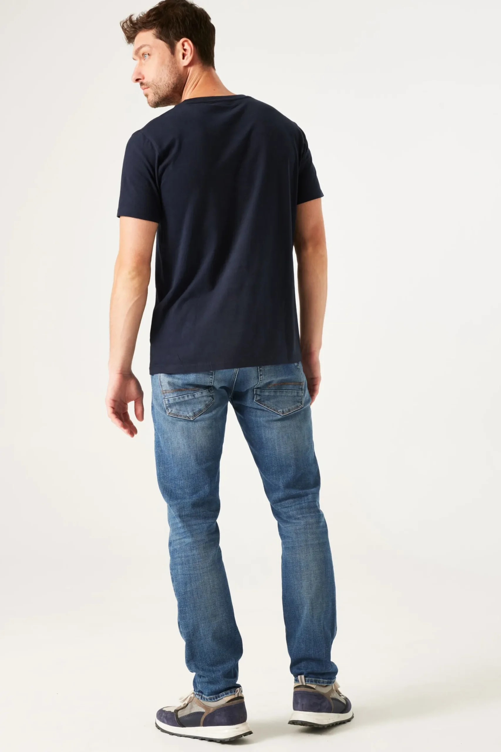 garcia_block_tshirt_dark__2.webp Tees & Tanks-GARCIA BLOCK T-SHIRT DARK BLUE