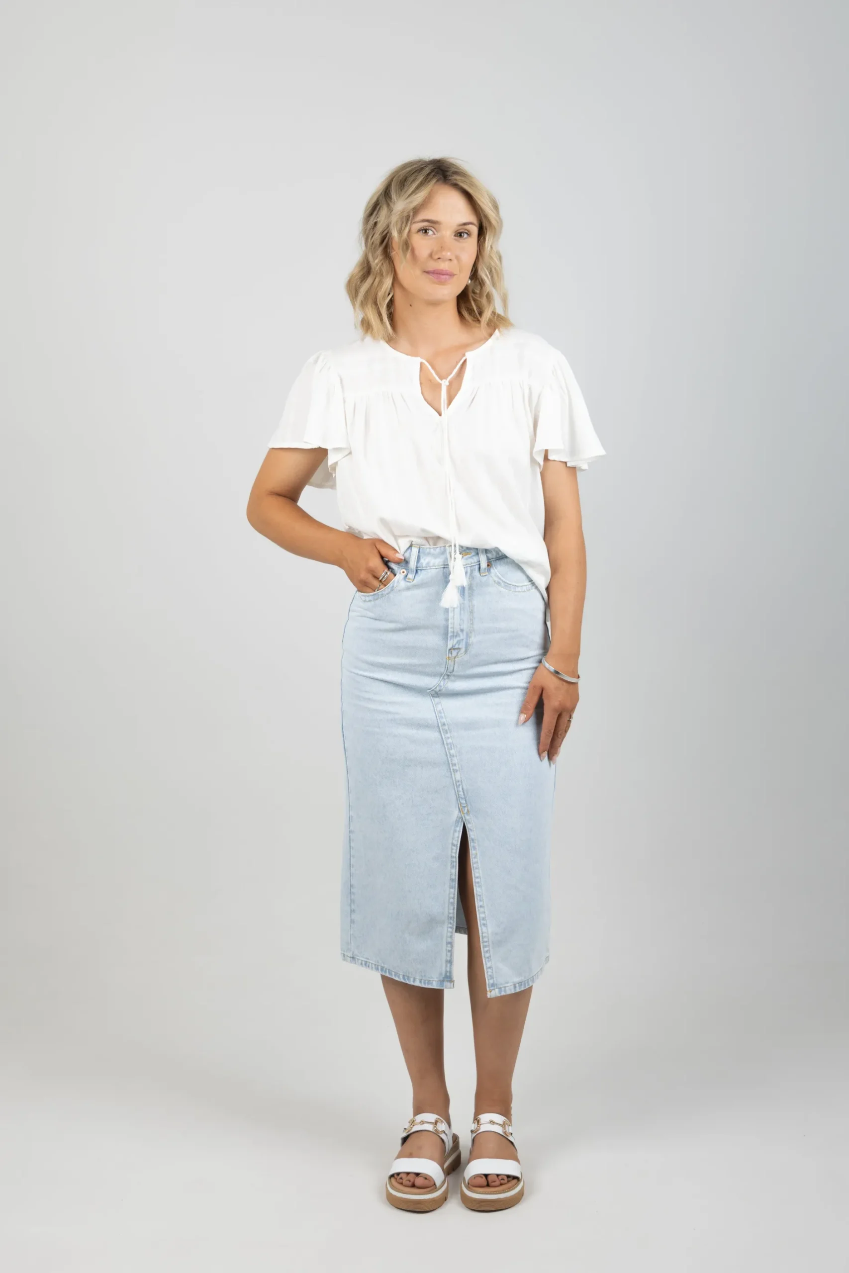 garcia_denim_skirt_bleach_0.webp Skirts-GARCIA DENIM SKIRT BLEACHED