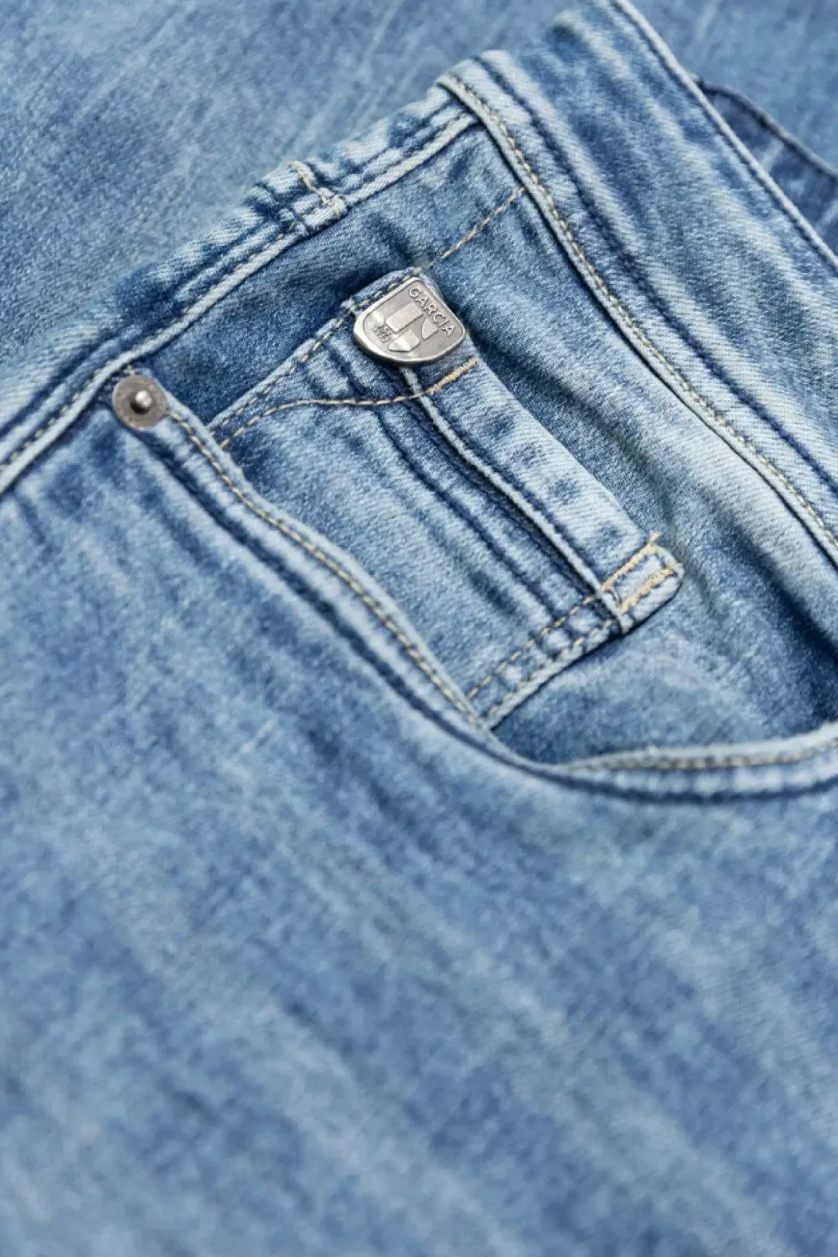 garcia_savio__slim_jean___2.webp Denim-GARCIA SAVIO 630 SLIM JEAN - MEDIUM USED