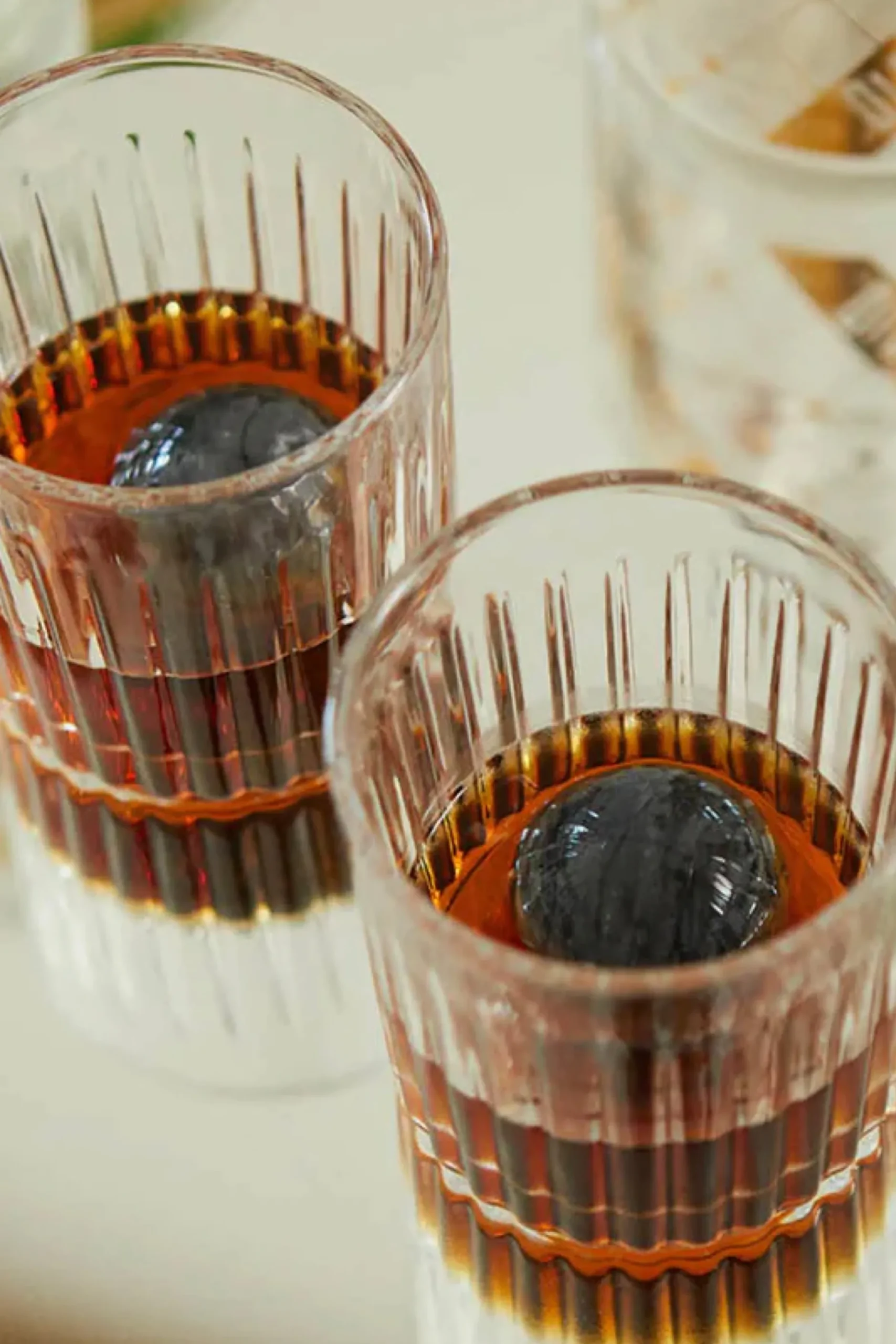gentlemens_hardware_cockt_1-1.webp Gifts-GENTLEMEN'S HARDWARE COCKTAIL TUMBLER & WHISKY STONE SET