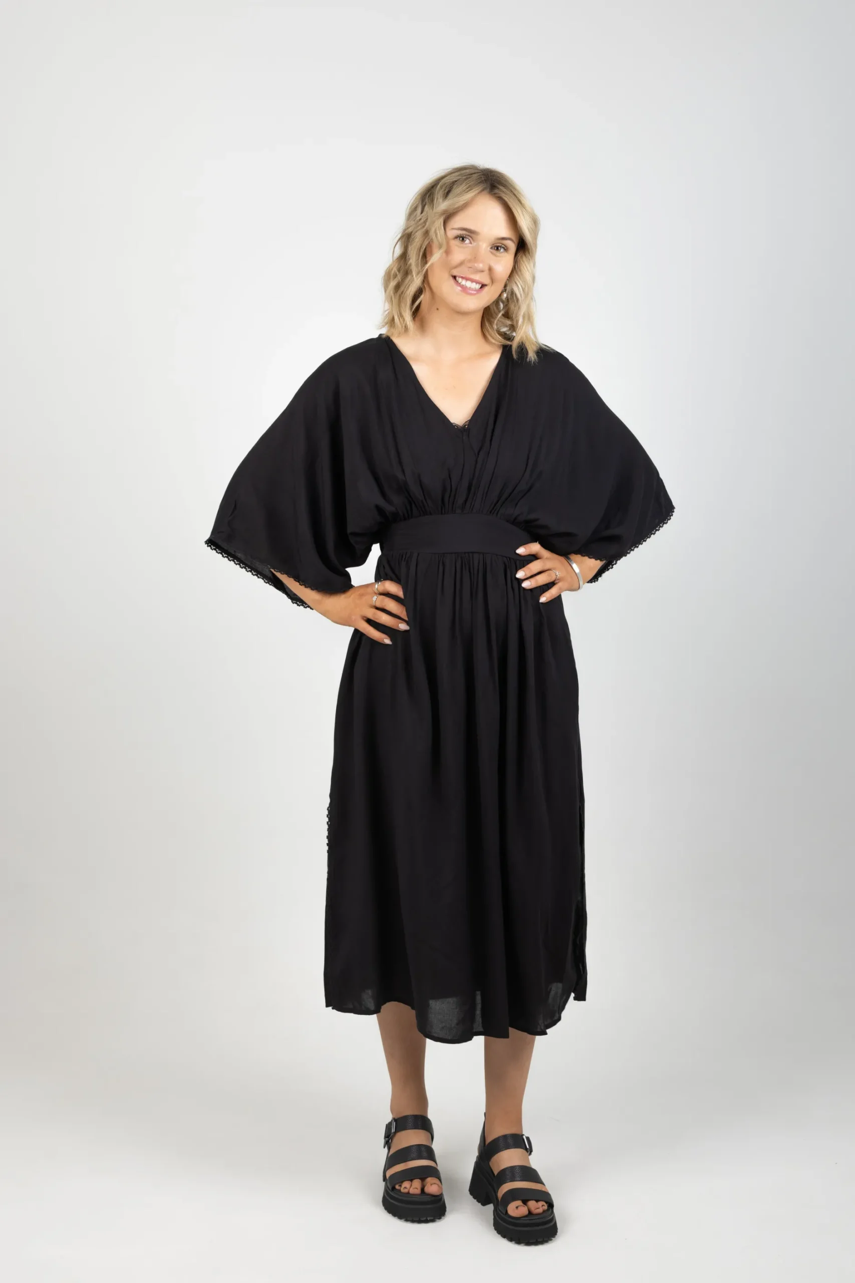 haven_suva_batwing_maxi_j_4.webp Dresses-HAVEN SUVA BATWING MAXI JET