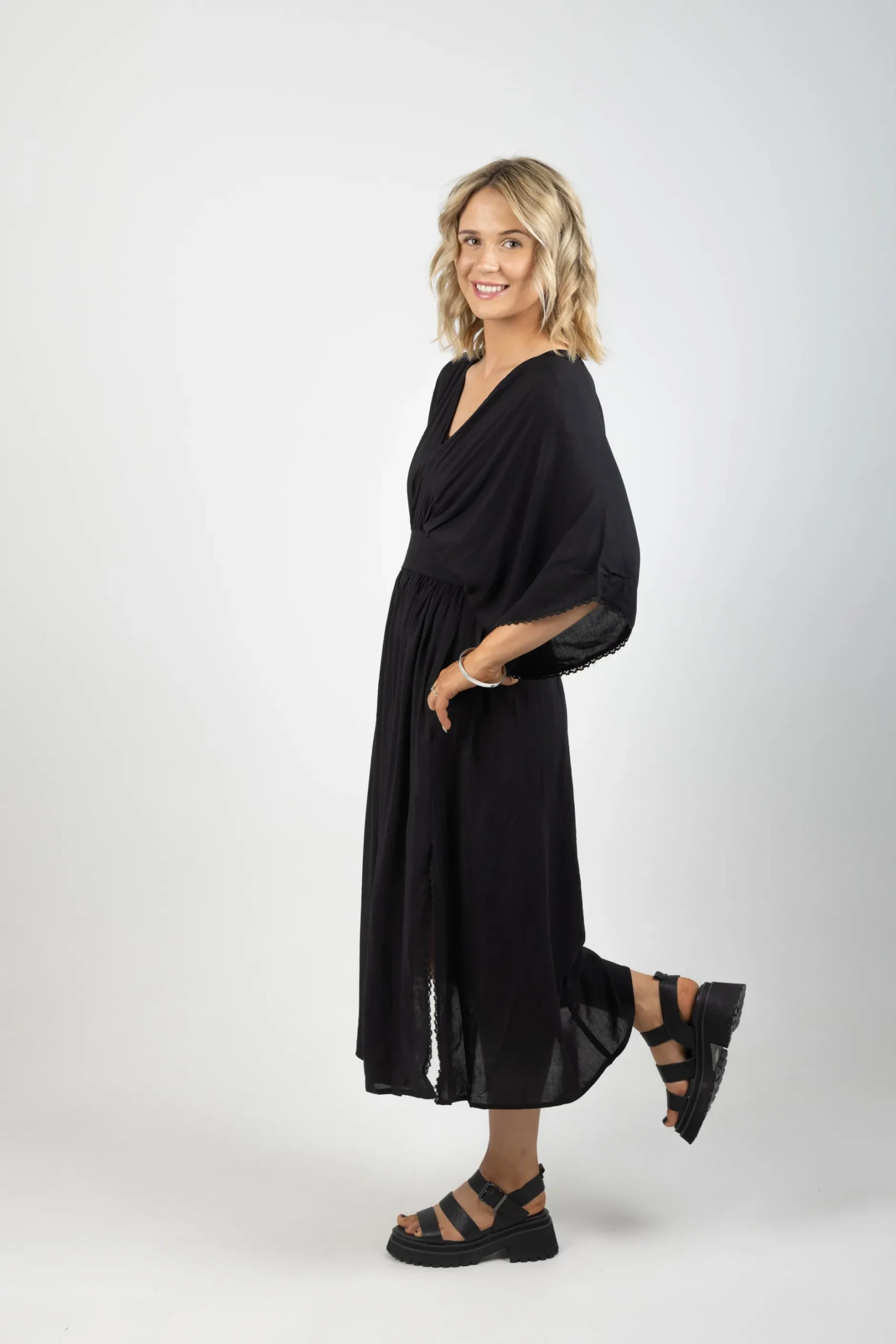 haven_suva_batwing_maxi_j_5.webp Dresses-HAVEN SUVA BATWING MAXI JET