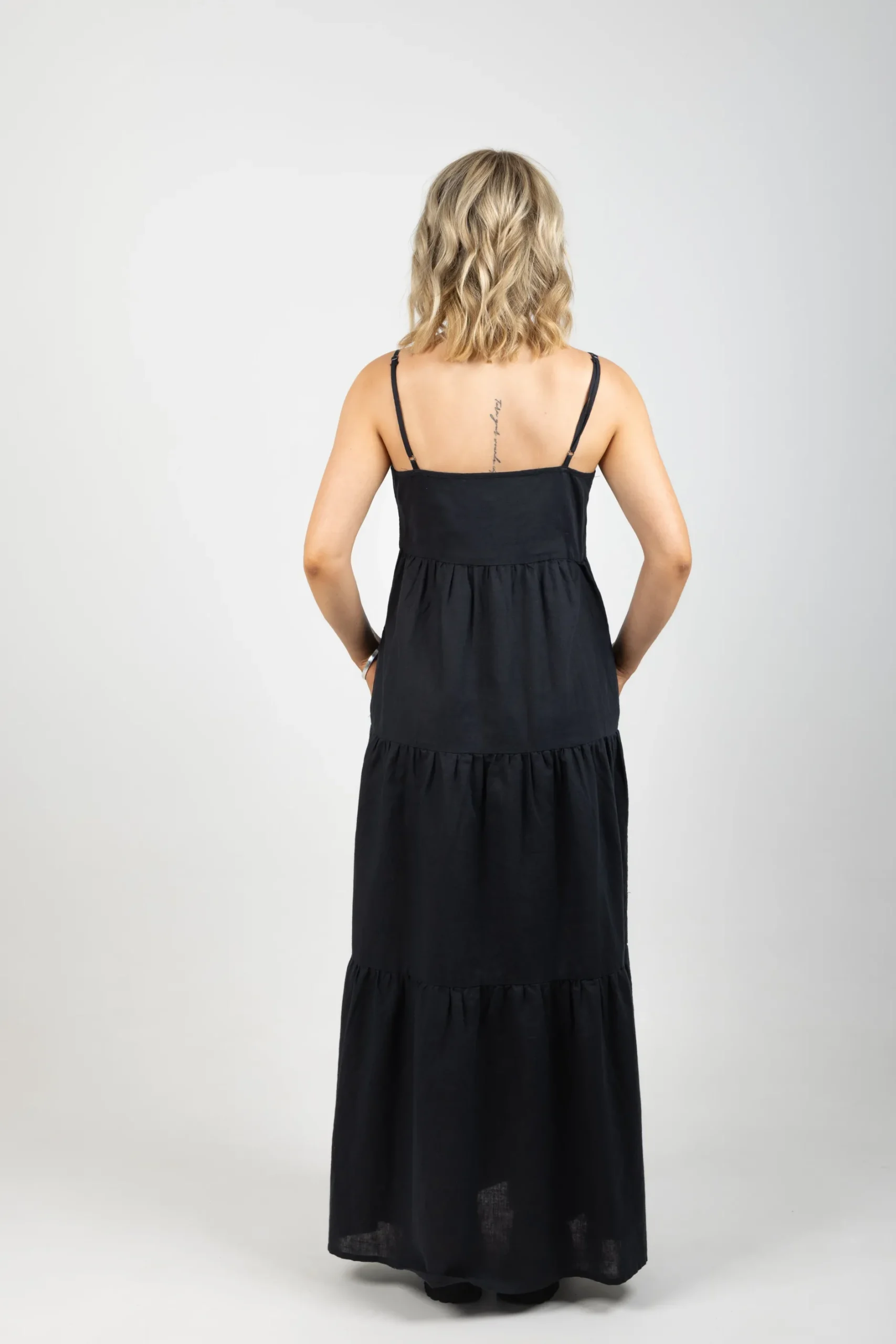 huffer_linin_resort_dress_4.webp Dresses-HUFFER LIN-IN RESORT DRESS BLACK