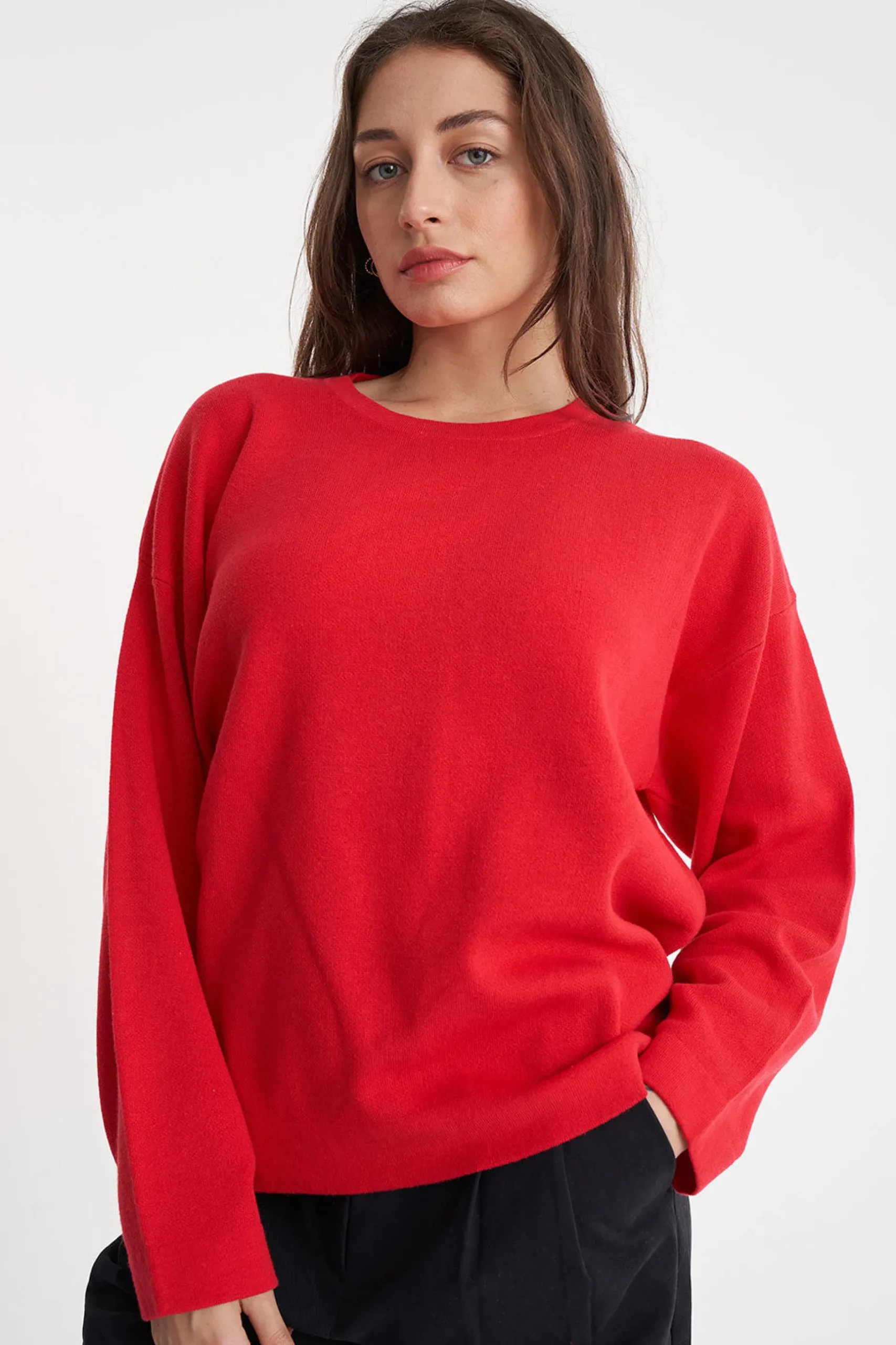 huffer_neve_crew_cherry_4.webp Sweaters & Knitwear-HUFFER NEVE CREW CHERRY