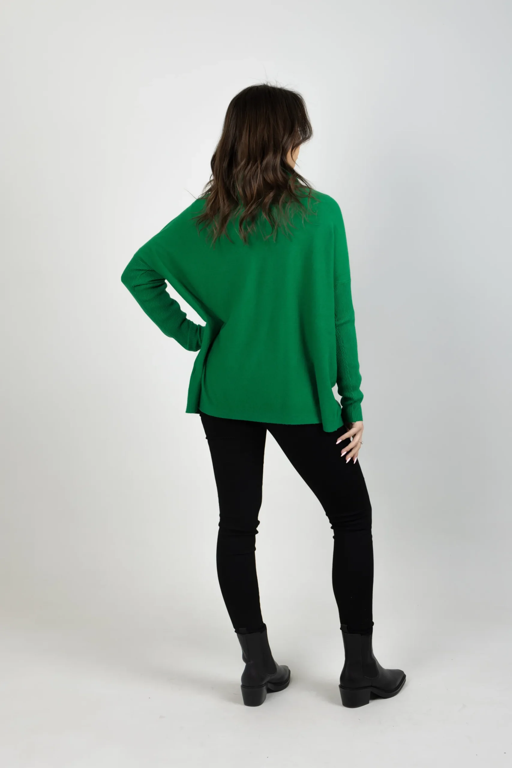isle_of_mine_horizon_rela_7-2.webp Sweaters & Knitwear-ISLE OF MINE HORIZON RELAXED JUMPER MEADOW