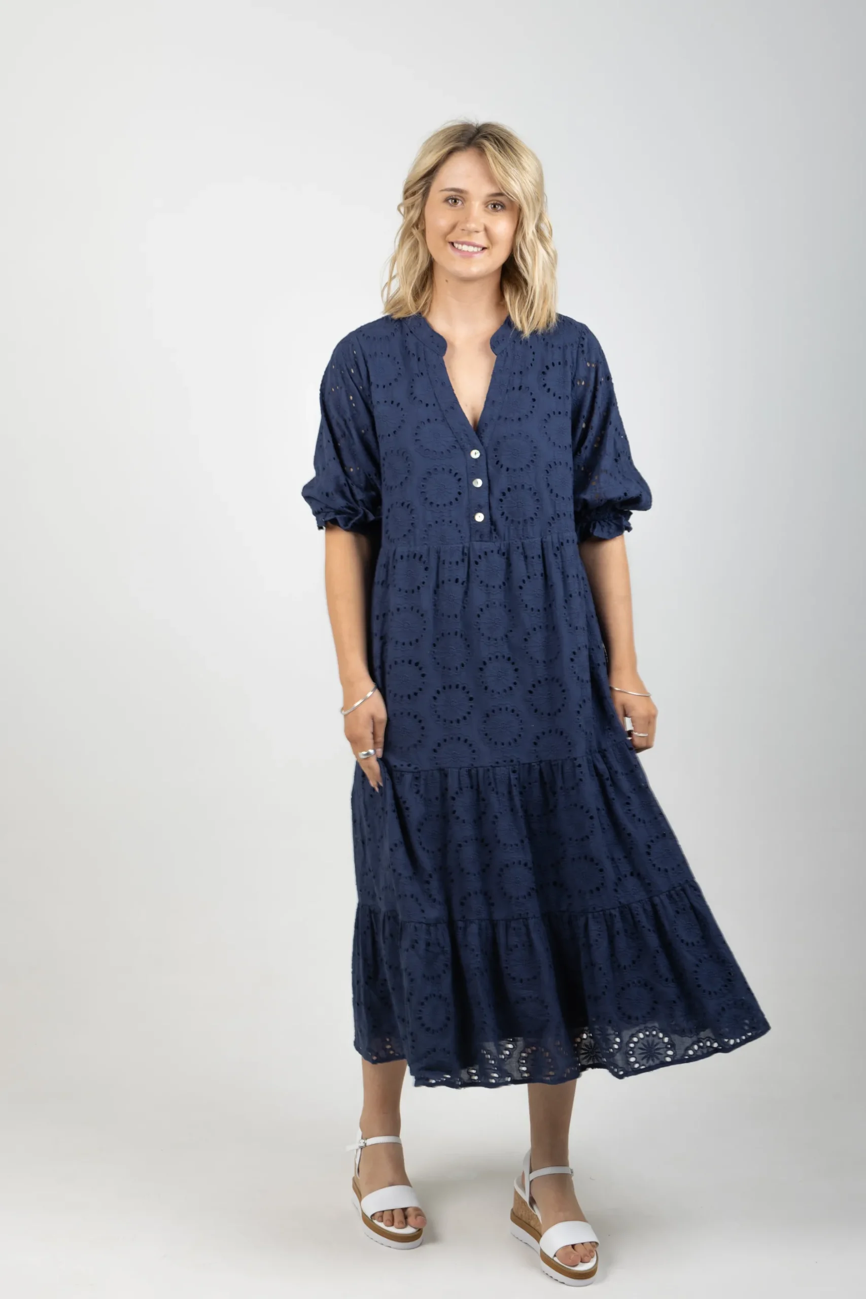 isle_of_mine_parterre_max_3.webp Dresses-ISLE OF MINE PARTERRE MAXI NAVY