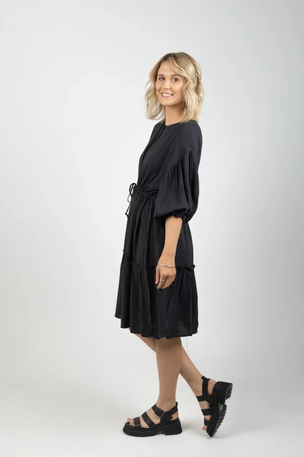 Dresses-ISLE OF MINE STAPLE TIE DRESS BLACK