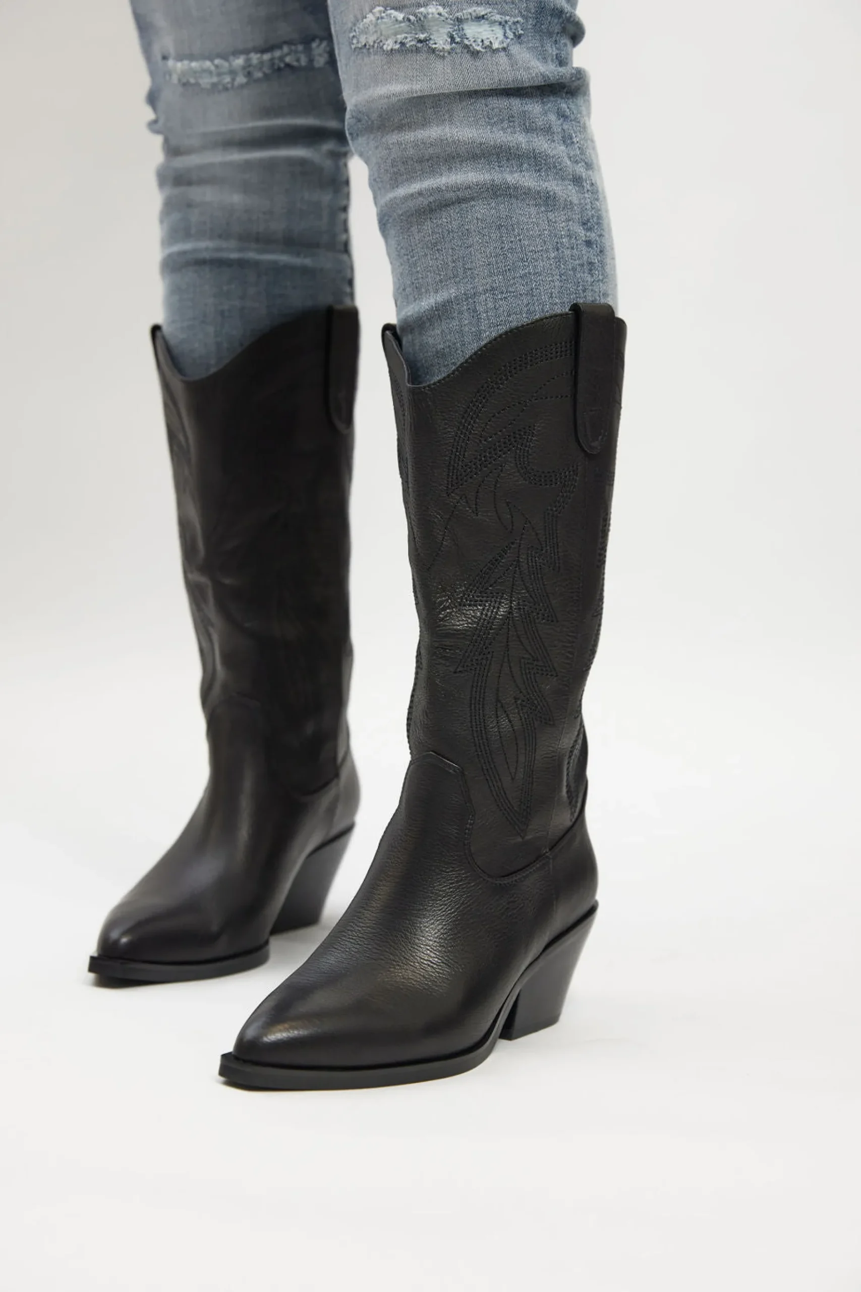 mollini_riding_western_bo_1-1.webp Footwear-MOLLINI RIDING WESTERN BOOT BLACK LEATHER