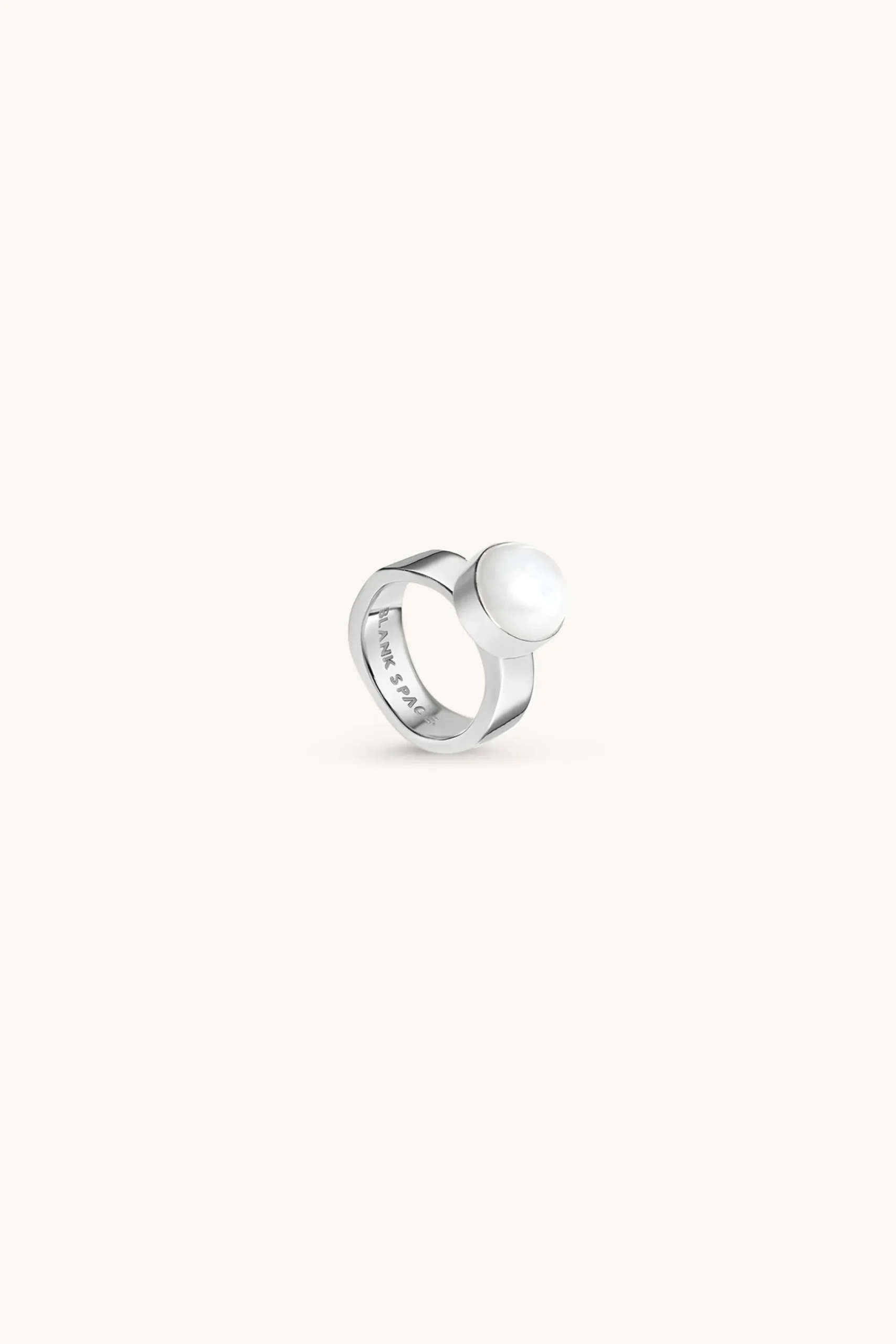 pretty_pearl_ring_1.webp Freshwater Pearls | 925 Sterling Silver-BLANK SPACE. PRETTY PEARL RING
