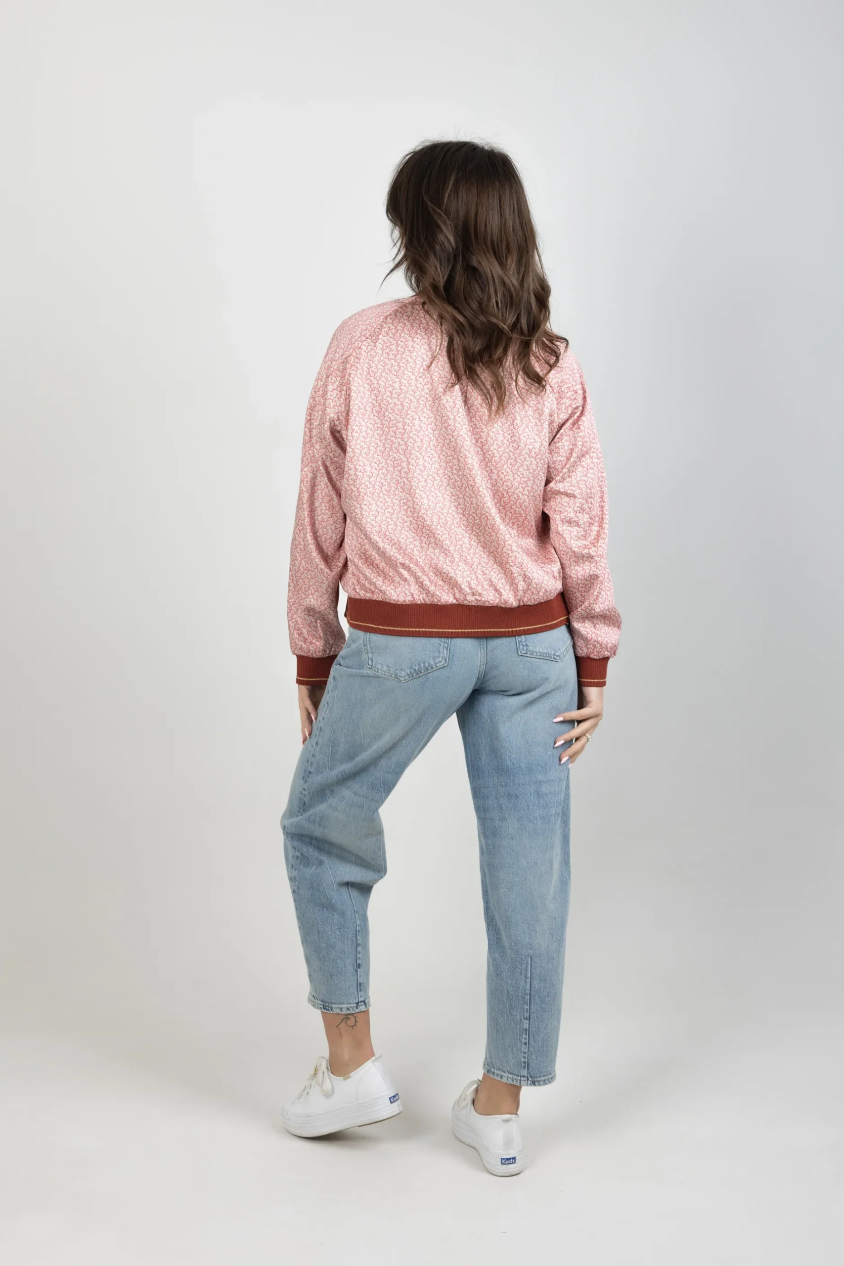scotch__soda_printed_reve_16.webp Coats & Jackets-SCOTCH & SODA PRINTED REVERSIBLE BOMBER JACKET CORAL