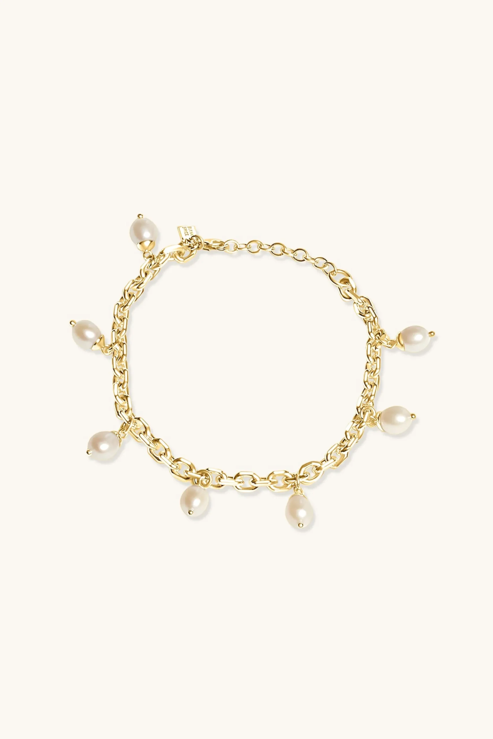 string_of_pearls_bracelet_0.webp 18Kt Gold Plated | Freshwater Pearls-BLANK SPACE. STRING OF PEARLS BRACELET 18KT GOLD
