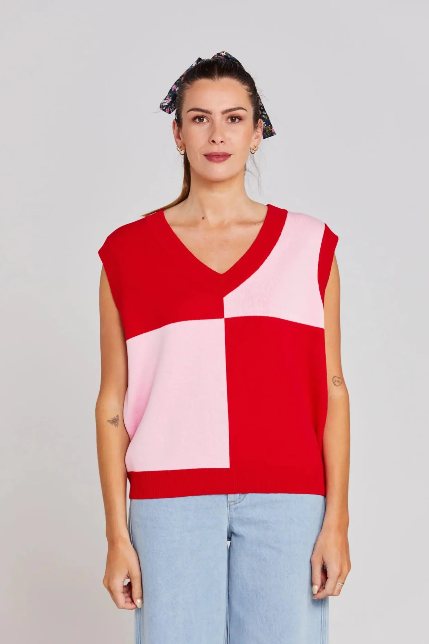 thing_thing_divide_check__3.webp Sweaters & Knitwear-THING THING DIVIDE CHECK VEST PINKY TOMATO