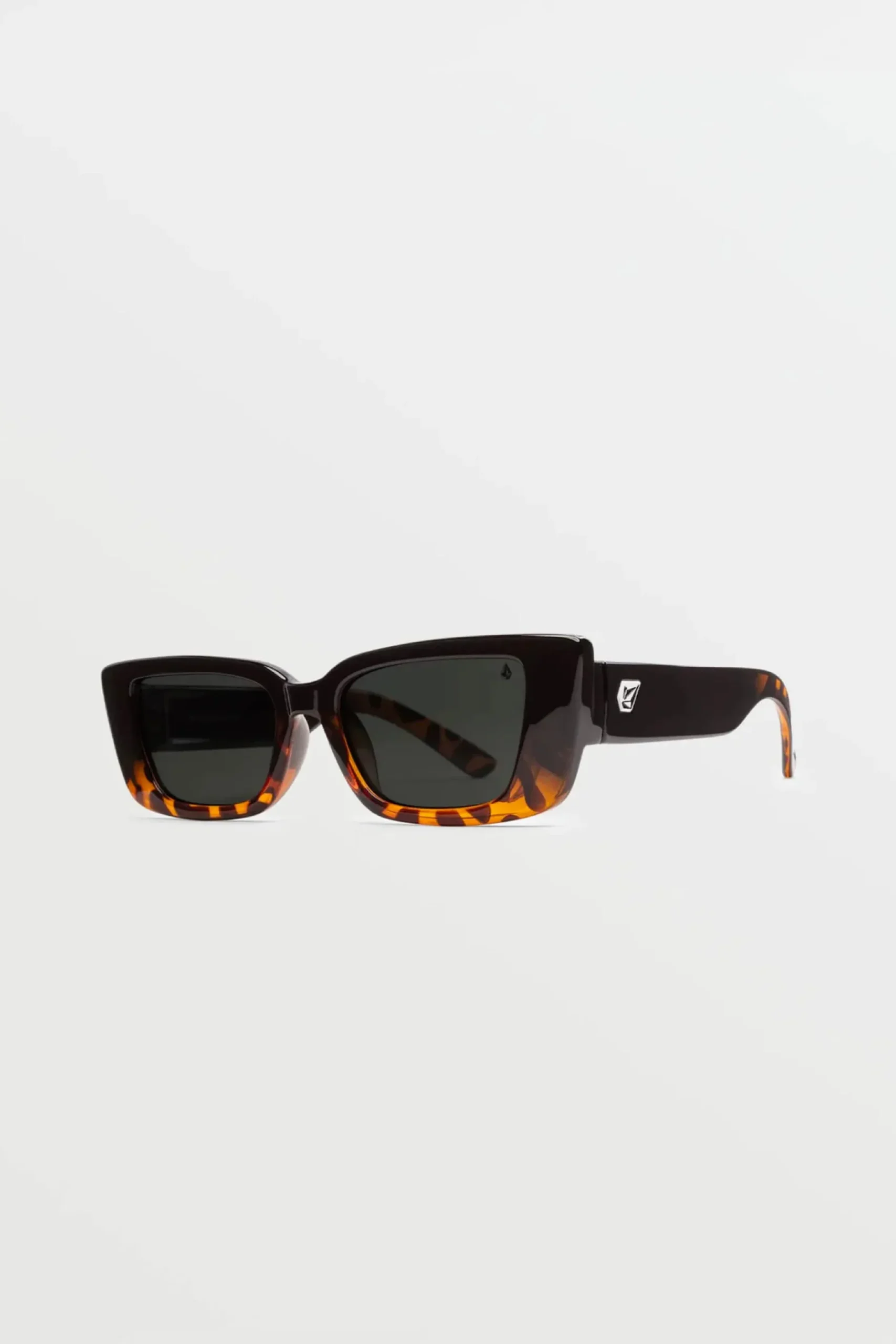 volcom_eyewear_strange_la_1.webp Sunglasses | Sunglasses-VOLCOM EYEWEAR STRANGE LAND SUNGLASSES - GREY POLAR