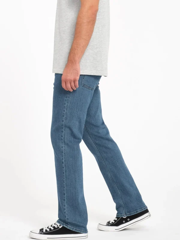 Denim-VOLCOM SOLVER MODERN FIT JEAN WASHED BLUE