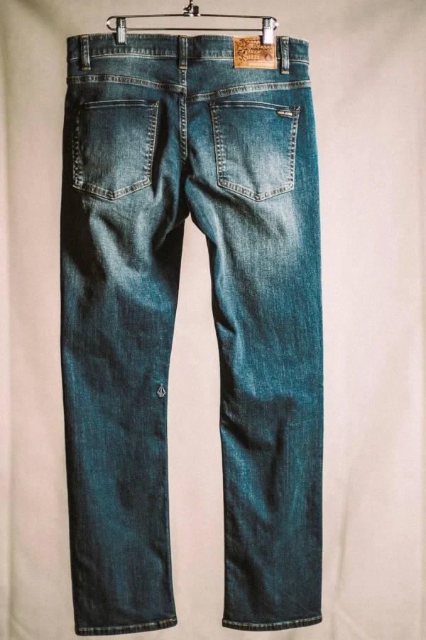 Denim-VOLCOM SOLVER MODERN FIT JEAN - BIARRITZ BLUE*