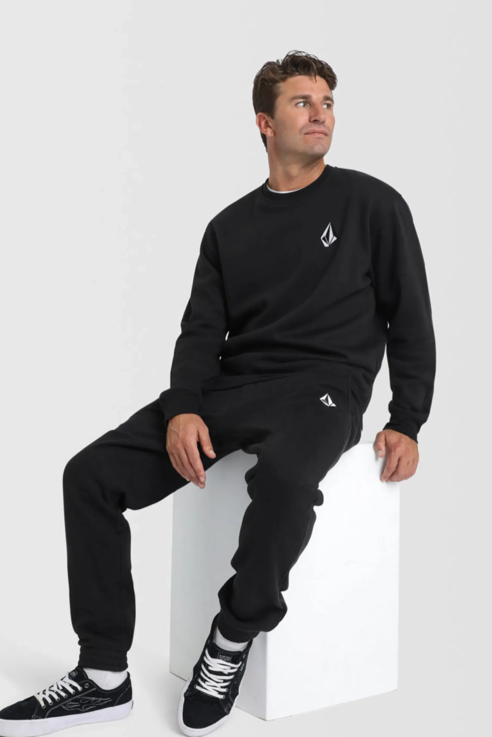 volcom_vologo_fleece_trac_4-2.webp Pants-VOLCOM VOLOGO FLEECE TRACK PANT BLACK