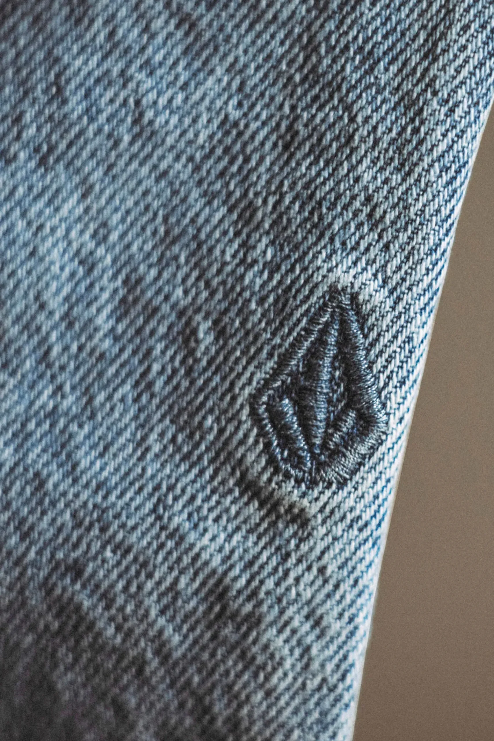 volcom_vorta_slim_fit_jea_4-3.webp Denim-VOLCOM VORTA SLIM FIT JEAN - SANDY INDIGO*