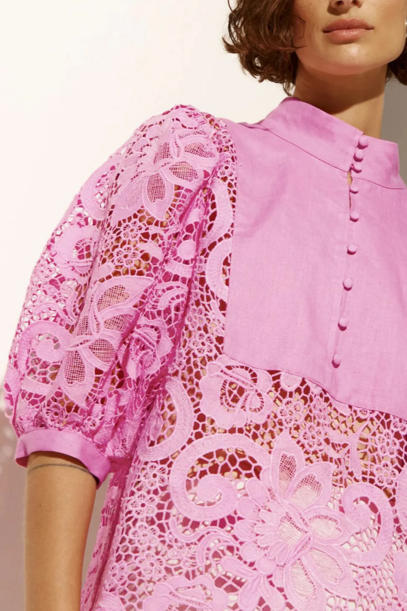 zoe_kratzmann_presence_to_6.webp Shirts & Tops-ZOE KRATZMANN PRESENCE TOP LOTUS LACE